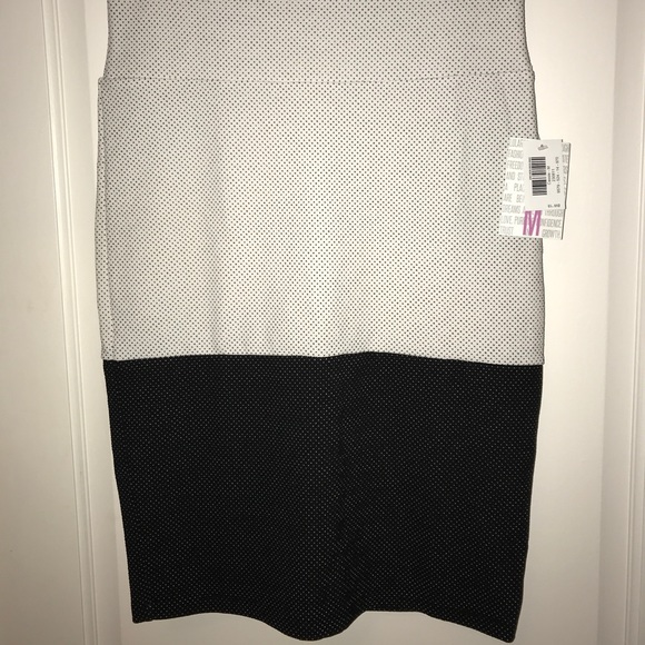 LuLaRoe Dresses & Skirts - Cassie Pencil Skirt - Medium NWT Polka Dot